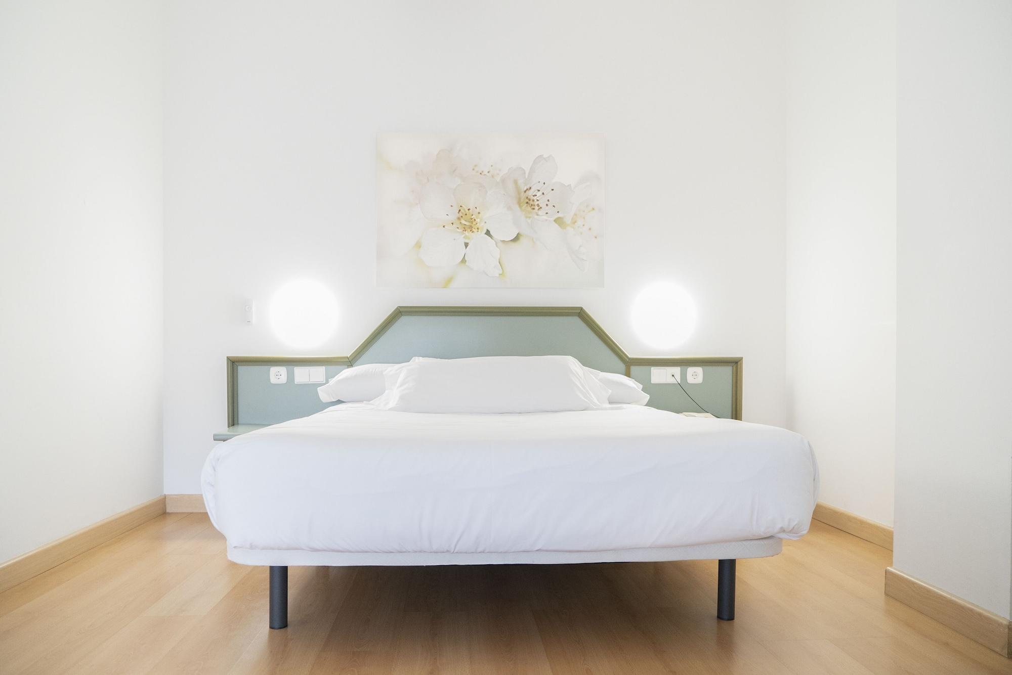 Hotel Urdanibia Park Ιρούν Εξωτερικό φωτογραφία